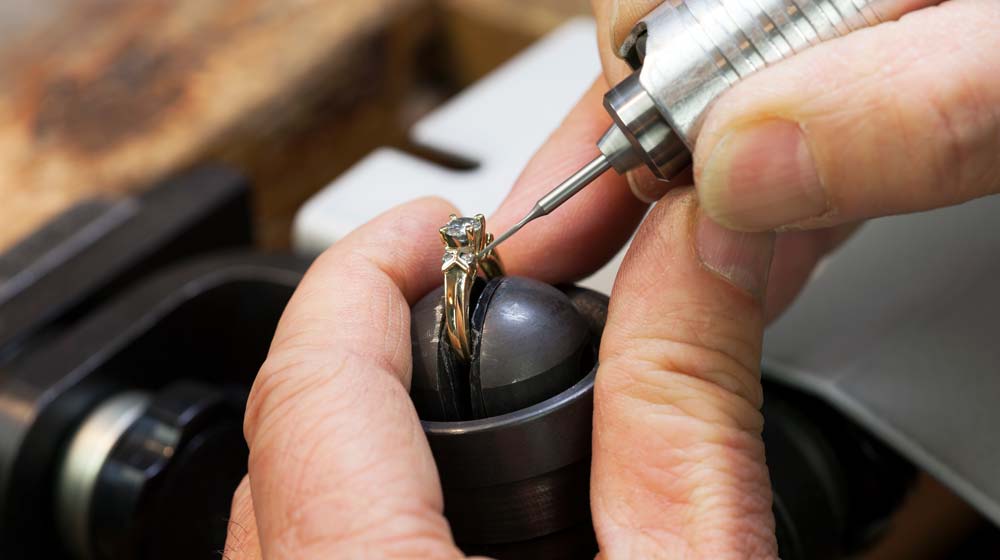 Tips for Jewelry Repair and Restoration